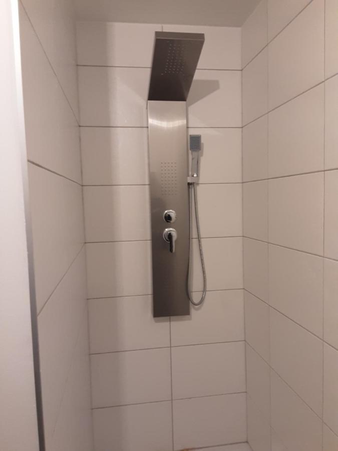 T Karraet Apartment Maasmechelen Ngoại thất bức ảnh